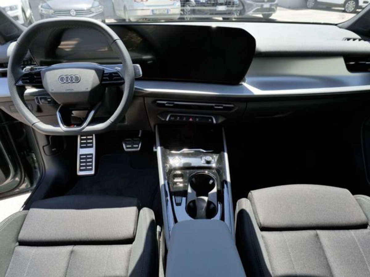 Audi Q3 Sportback 2.0 tdi S line edition 150cv s-tronic (7)