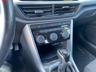 Volkswagen T-Roc 1.5 tsi Life dsg (7)