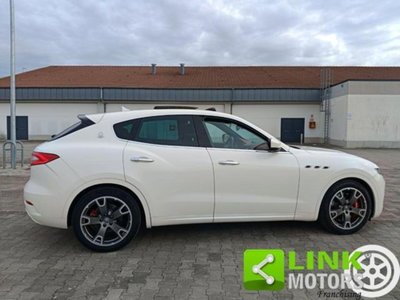 Maserati Levante Levante V6 430 CV AWD S (11)
