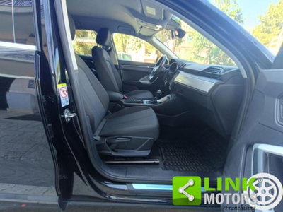 Audi Q3 35 TDI quattro S tronic Business (13)