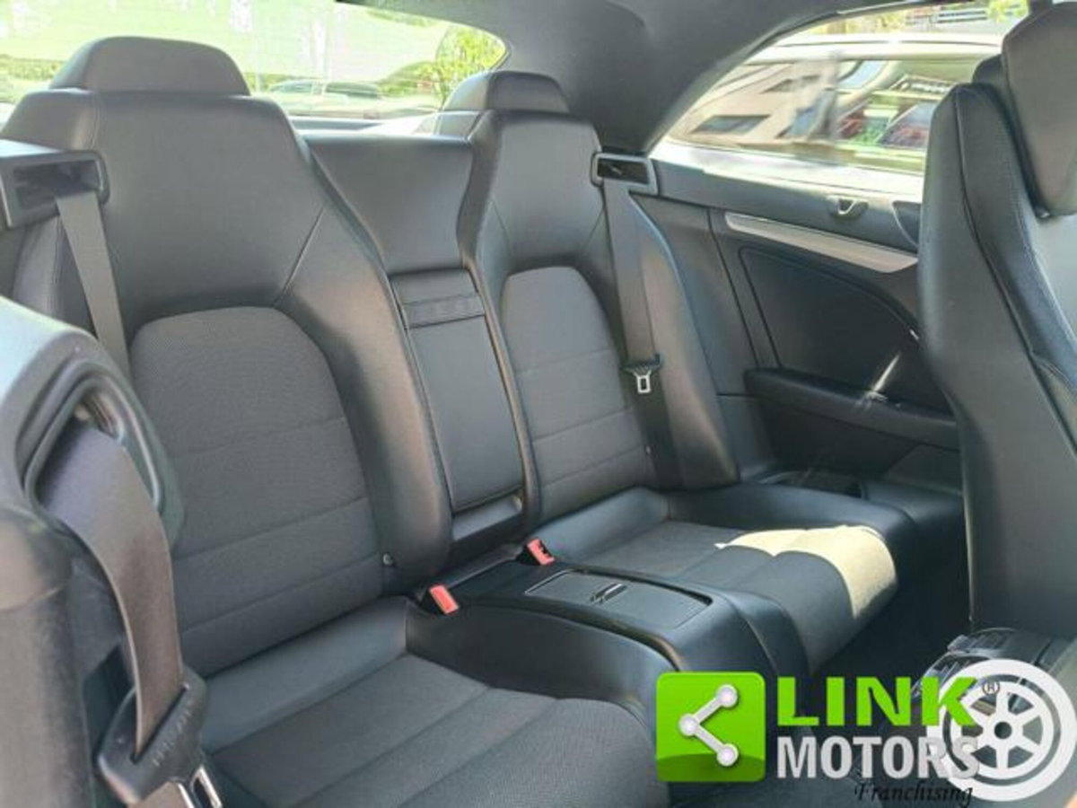 Mercedes-Benz Classe E Cabrio 220 CDI Cabrio BlueEFFICIENCY (16)