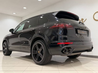 Porsche Cayenne 3.0 Diesel Platinum Edition (14)