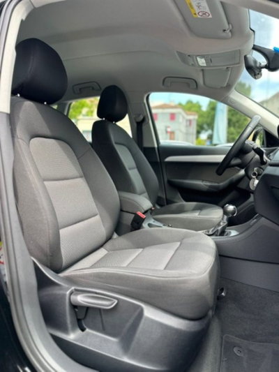 Audi Q3 2.0 TDI 150 CV Business (20)