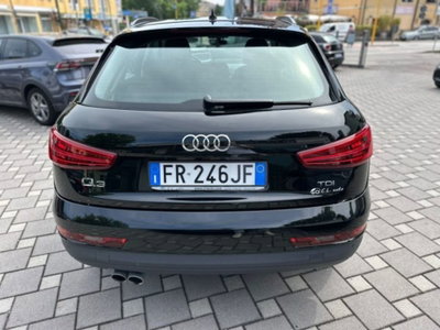 Audi Q3 2.0 TDI 150 CV Business (3)