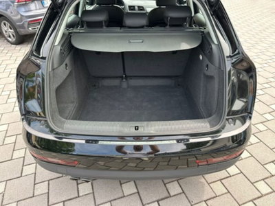 Audi Q3 2.0 TDI 150 CV Business (4)