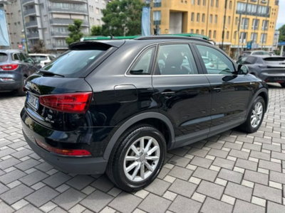 Audi Q3 2.0 TDI 150 CV Business (6)