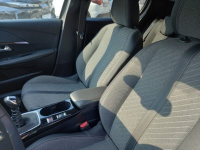 Peugeot 208 PureTech 100 Stop&Start 5 porte Allure (8)