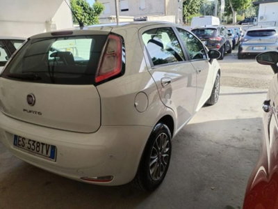 Fiat Punto 1.3 MJT II 75 CV 3 porte Lounge (5)