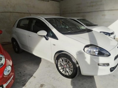 Fiat Punto 1.3 MJT II 75 CV 3 porte Lounge (6)