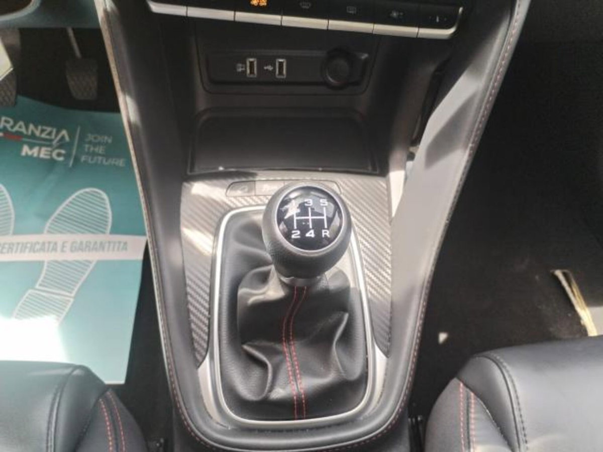Mg ZS ZS 1.5 Luxury (17)