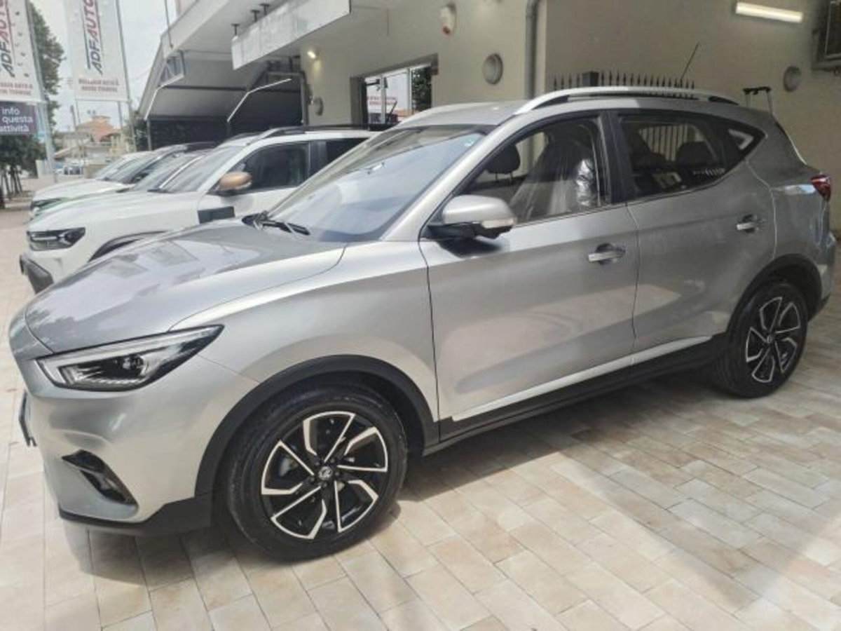 Mg ZS ZS 1.5 Luxury (2)