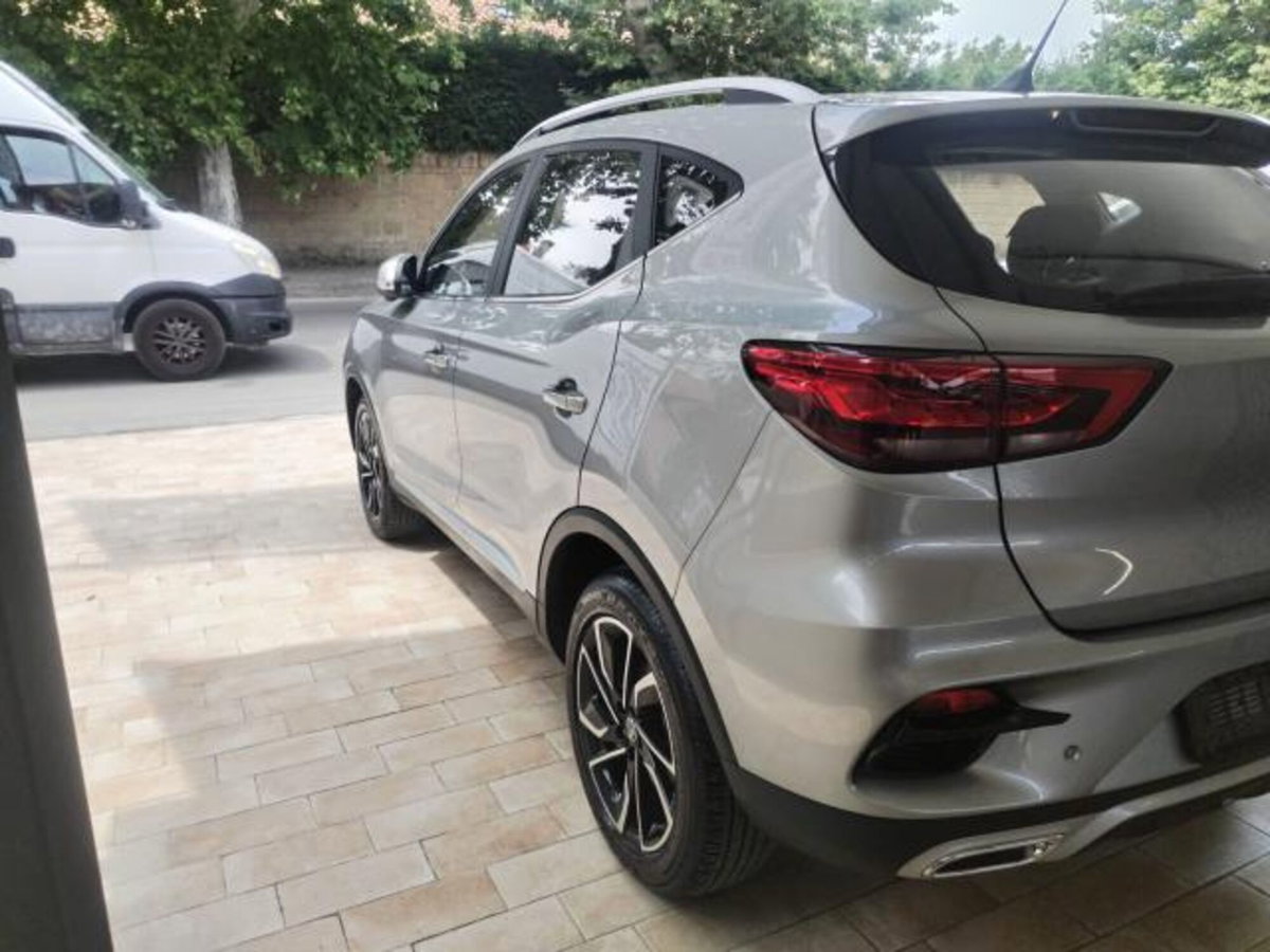 Mg ZS ZS 1.5 Luxury (3)