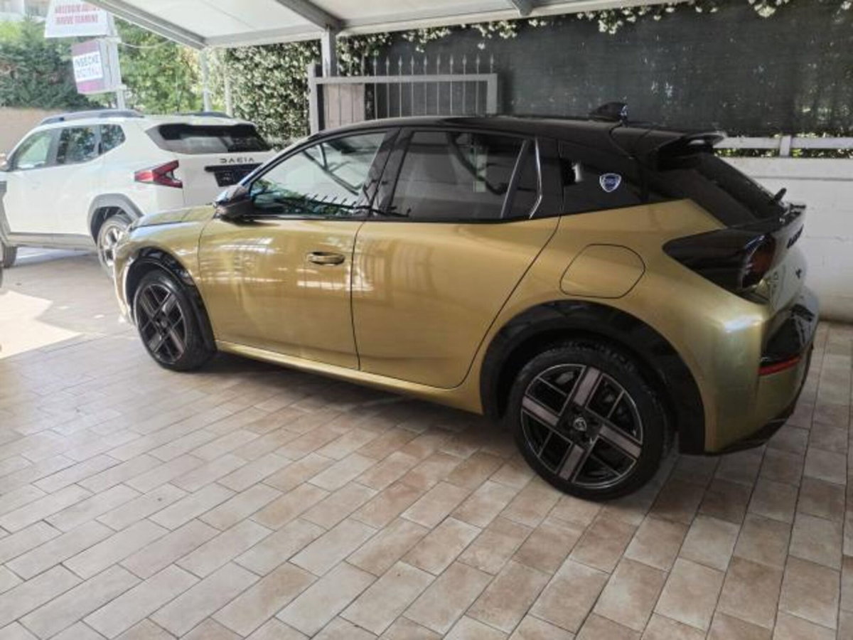 Lancia Ypsilon 1.2 mhev LX 110cv e-dct (3)