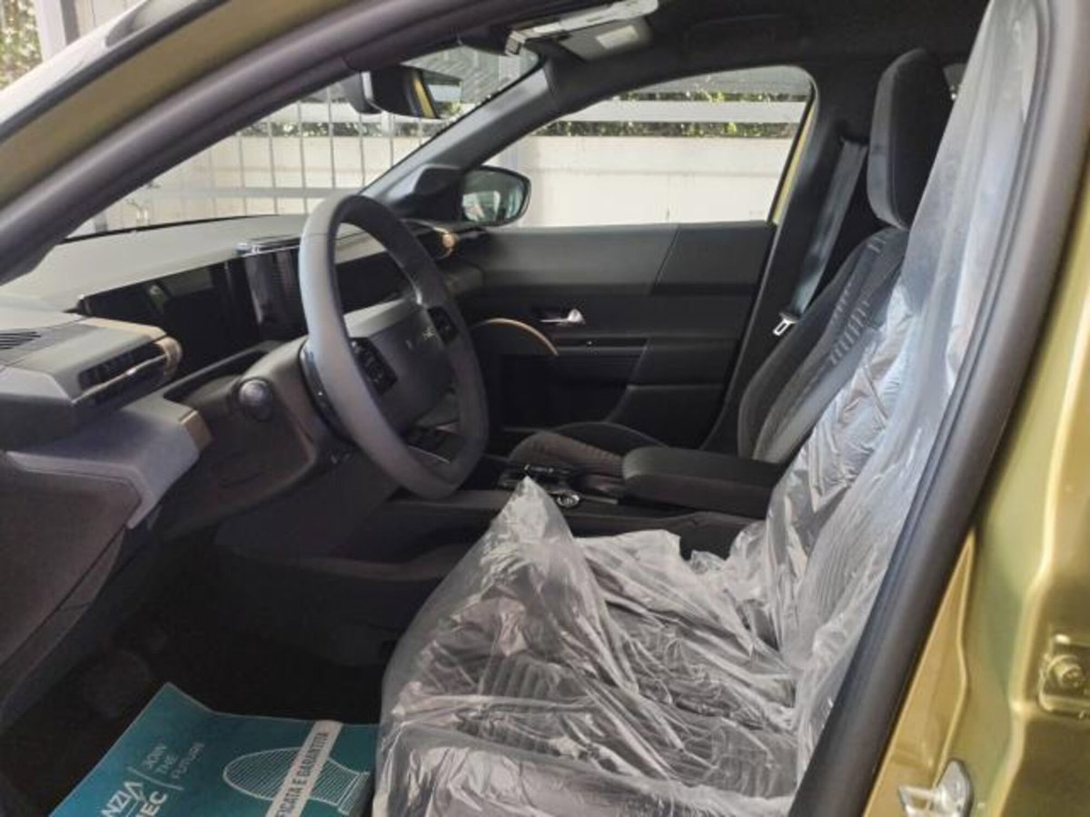 Lancia Ypsilon 1.2 mhev LX 110cv e-dct (9)
