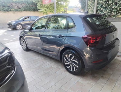 Volkswagen Polo 1.0 tsi Life 95cv (2)