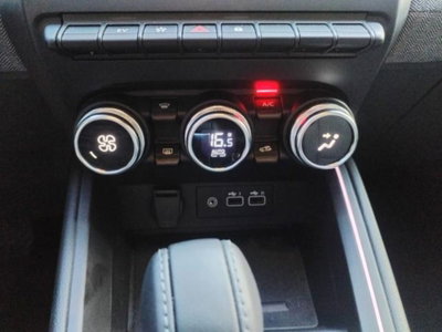 Renault Clio Full Hybrid E-Tech 145 CV 5 porte Techno (16)