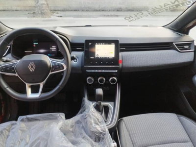 Renault Clio Full Hybrid E-Tech 145 CV 5 porte Techno (8)