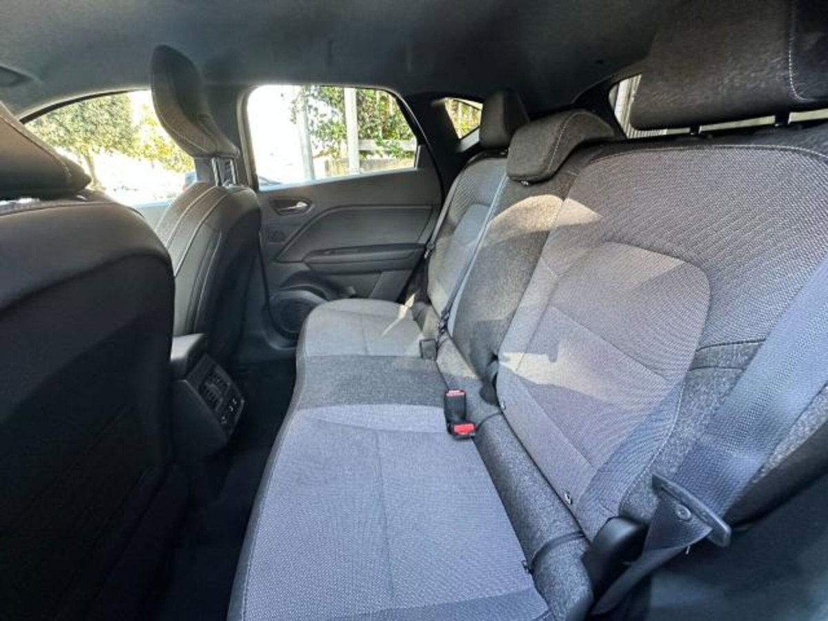 Renault Captur TCe 90 CV Techno (12)