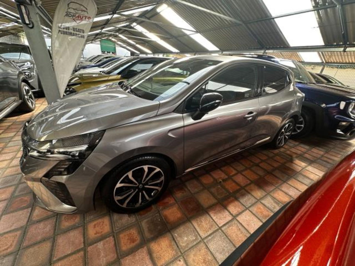 Renault Clio TCe 90 CV 5 porte Techno (3)
