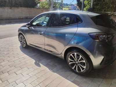 Renault Clio TCe 90 CV 5 porte Techno (3)