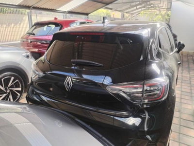 Renault Clio TCe 90 CV 5 porte Techno (4)