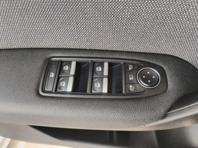 Renault Captur TCe 90 CV Techno (11)