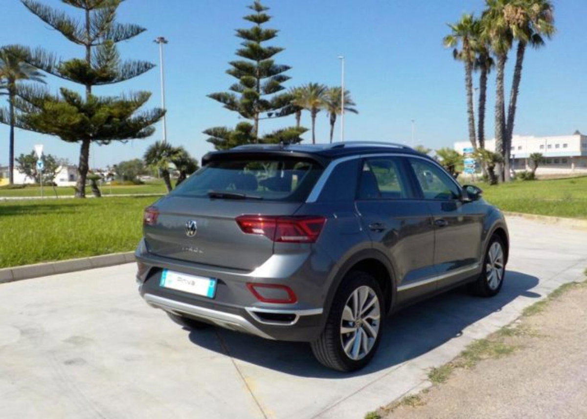 Volkswagen T-Roc 2.0 tdi Style 115cv (5)
