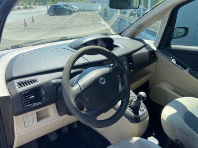 Lancia Musa Multijet 16V Oro (11)