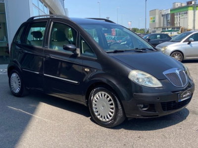 Lancia Musa Multijet 16V Oro (2)