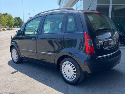 Lancia Musa Multijet 16V Oro (6)