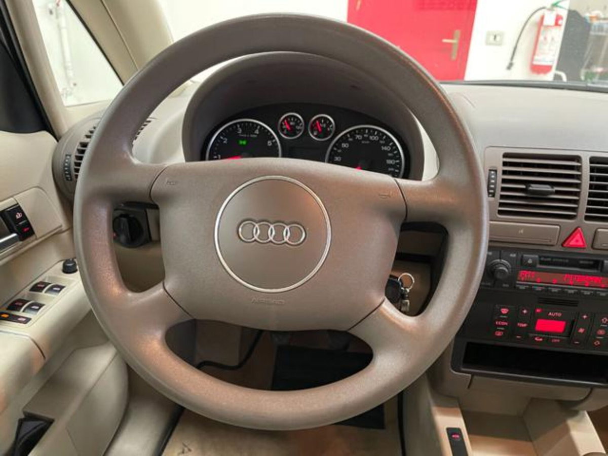 Audi A2 1.4 16V Top (19)