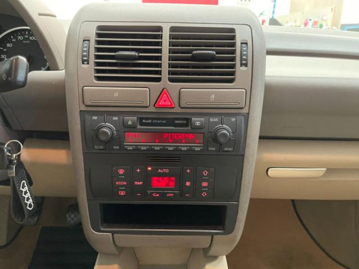 Audi A2 1.4 16V Top (20)