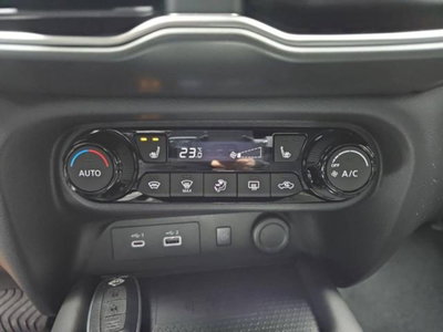 Nissan Juke 1.6 hev N-Connecta (10)