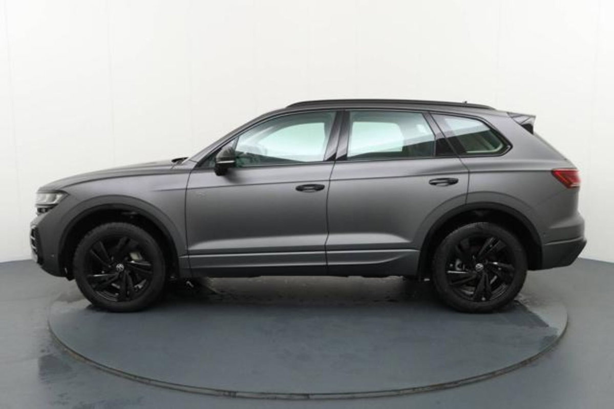 Volkswagen Touareg 3.0 V6 tdi scr R-Line Final Edition 286cv auto (9)