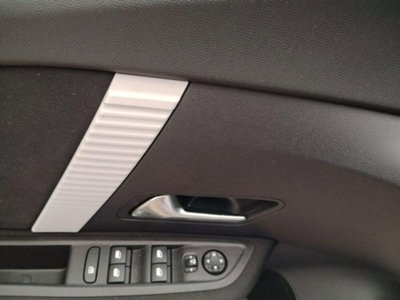 Citroen C4 1.2 puretech Plus s&s 130cv eat8 (17)