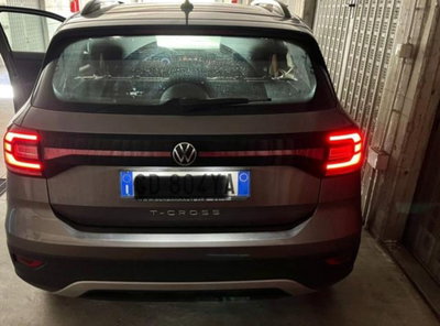 Volkswagen T-Cross 1.0 TSI Style BMT (2)