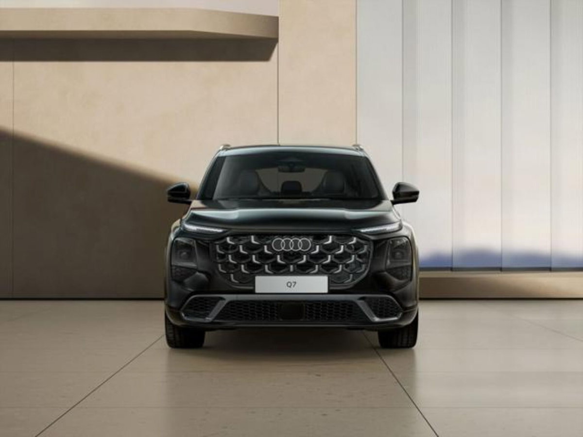 Audi Q7 50 TDI quattro tiptronic (2)