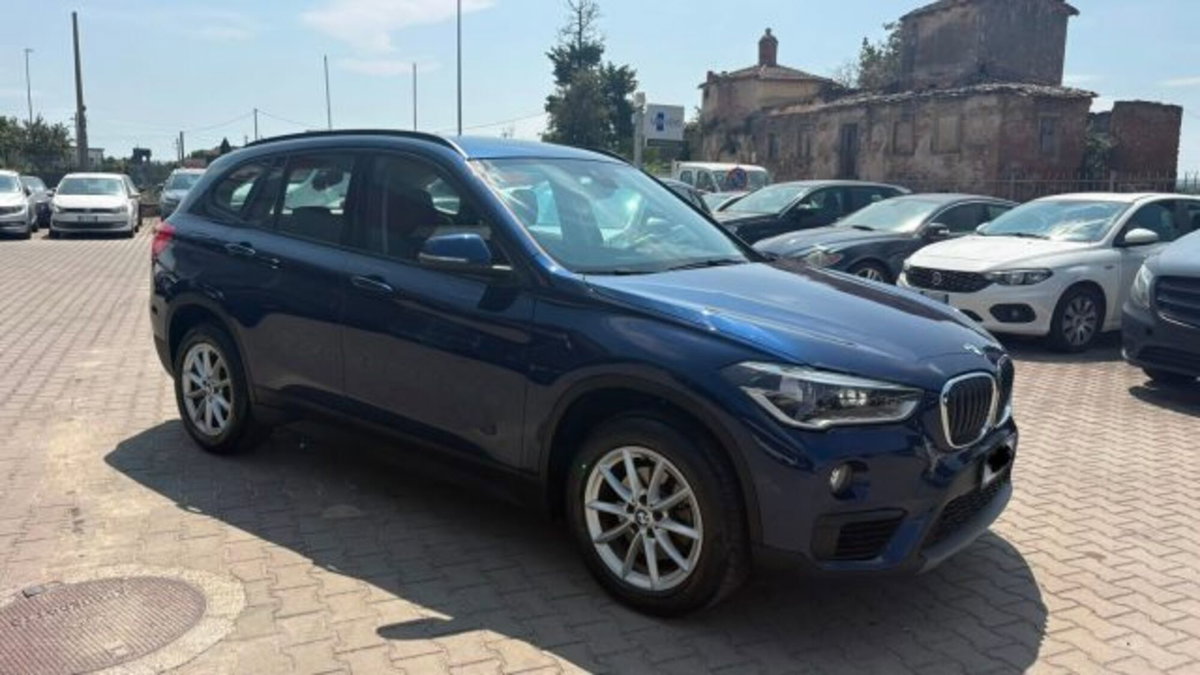 BMW X1 xDrive18d Business Advantage (2)