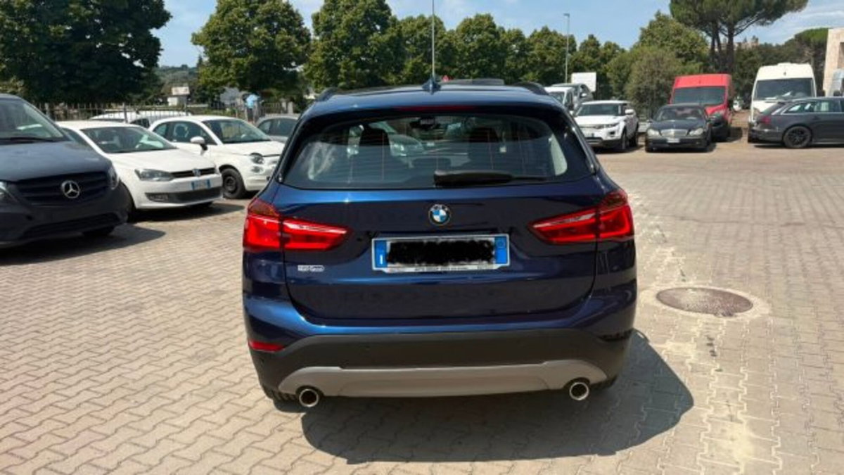 BMW X1 xDrive18d Business Advantage (4)