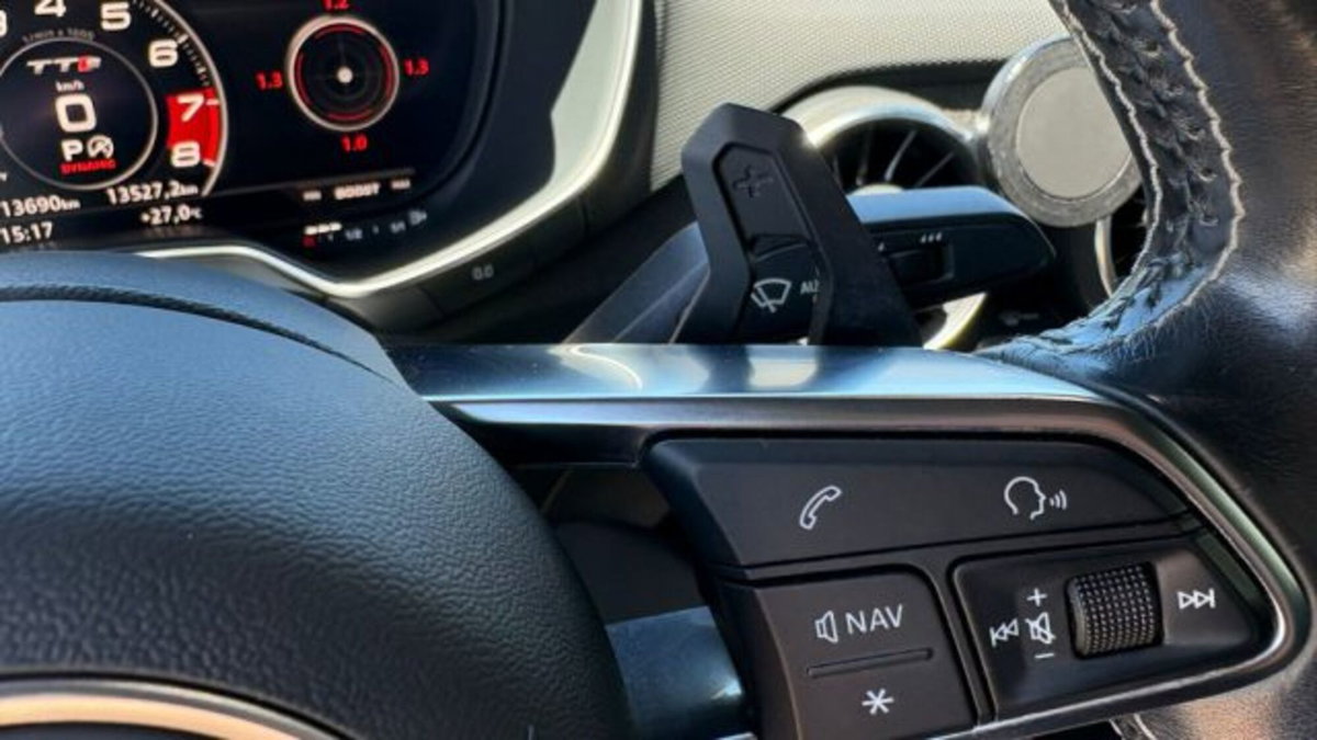 Audi TTS Coupé 2.0 TFSI 310 CV quattro S tronic (10)