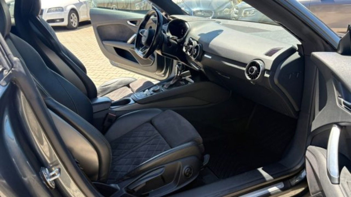 Audi TTS Coupé 2.0 TFSI 310 CV quattro S tronic (16)