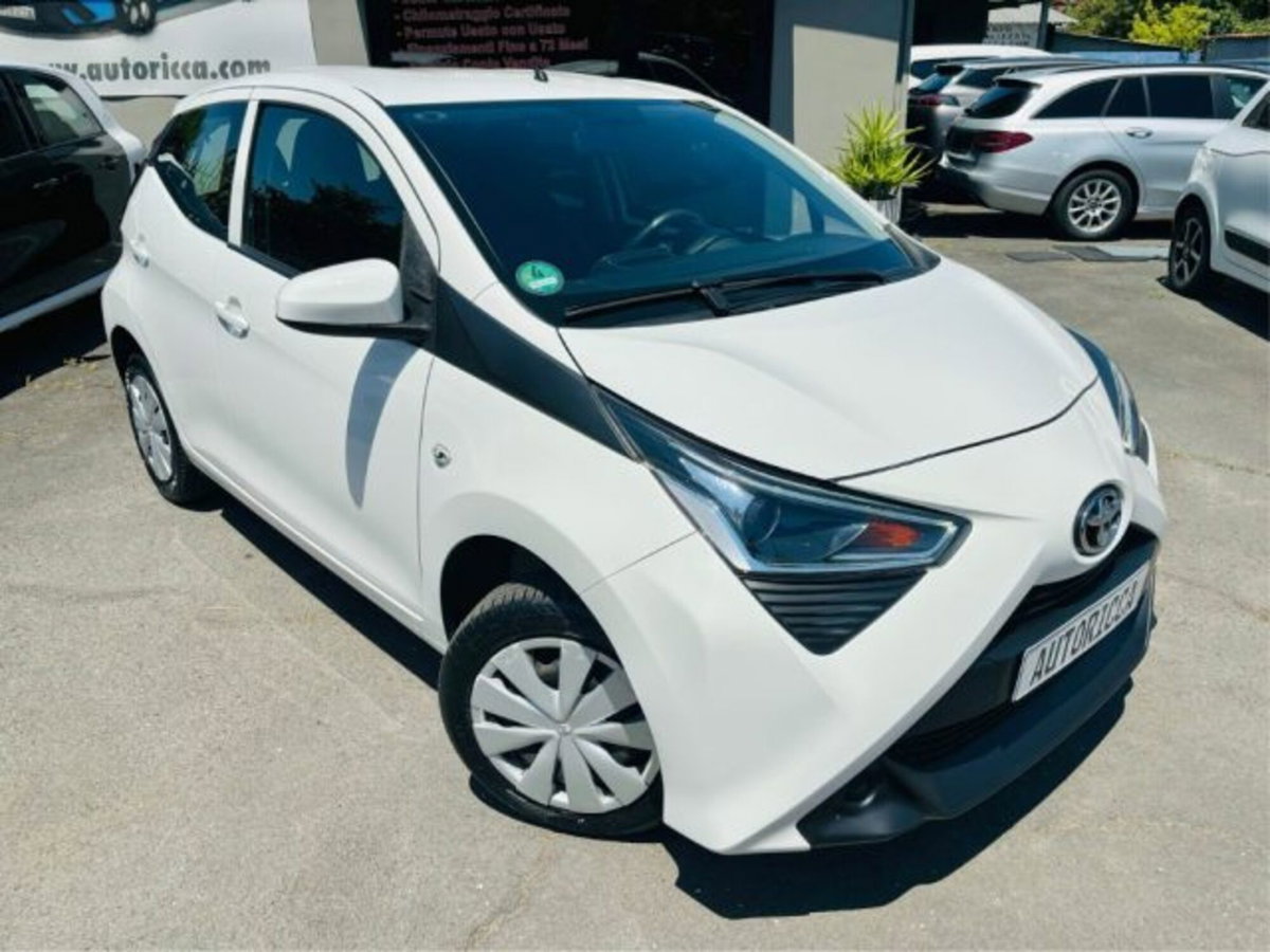 Toyota Aygo Connect 1.0 VVT-i 72 CV 5 porte x-you MMT (3)
