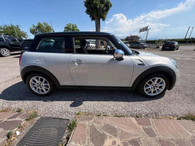 MINI Mini 1.5 Cooper D Business XL (3)