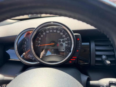 MINI Mini 1.5 Cooper D Business XL (8)