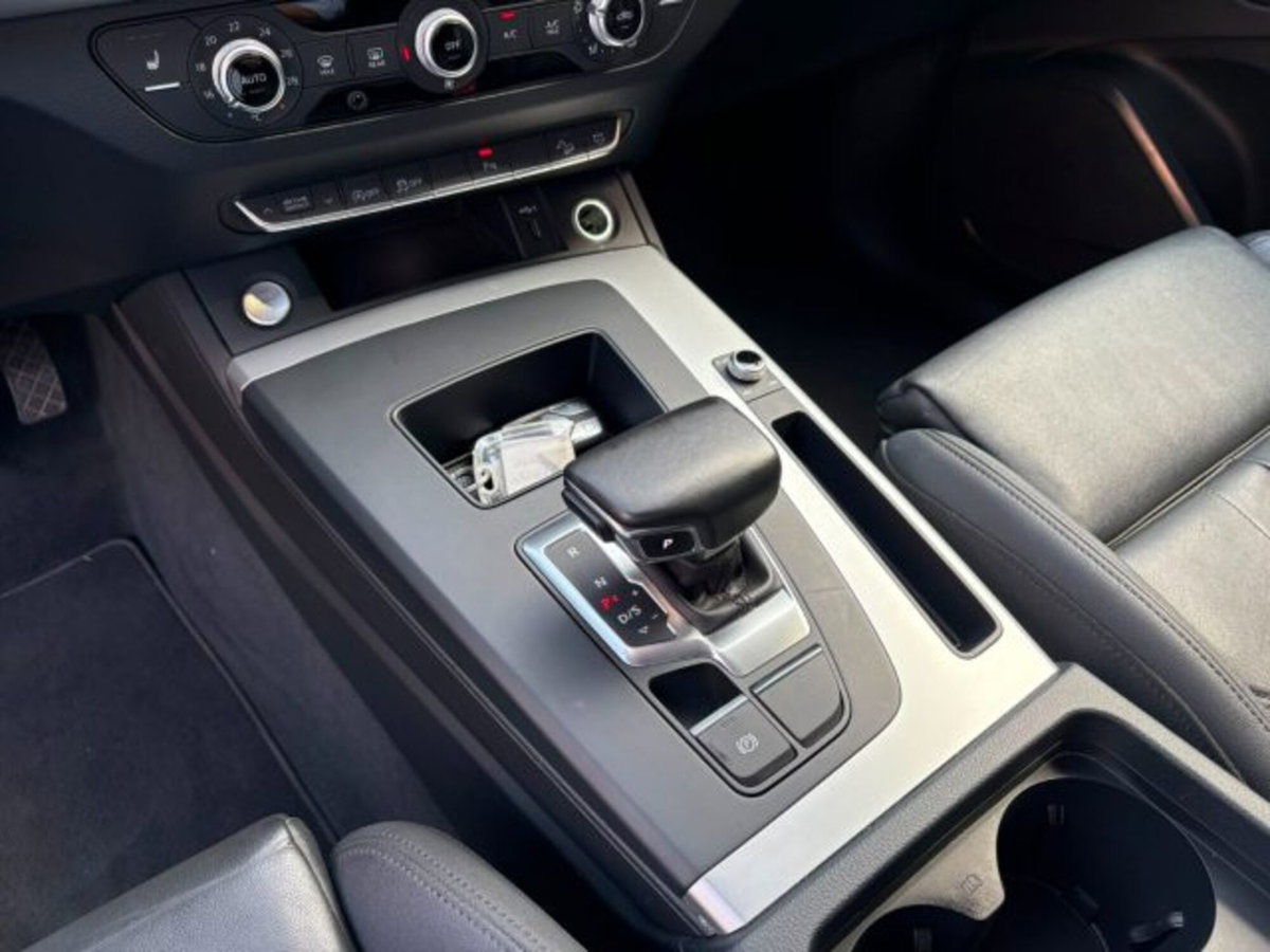 Audi Q5 35 TDI S tronic Business Advanced (13)