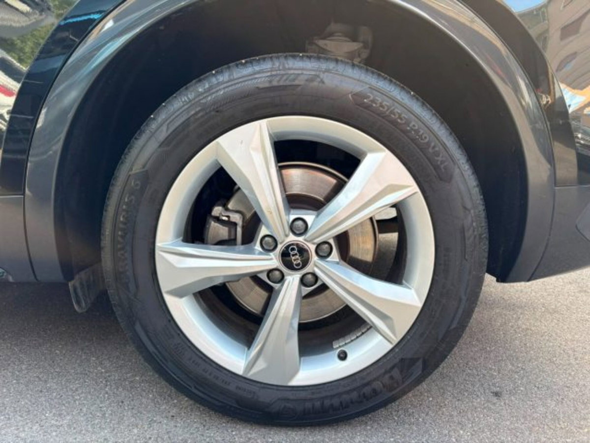 Audi Q5 35 TDI S tronic Business Advanced (19)