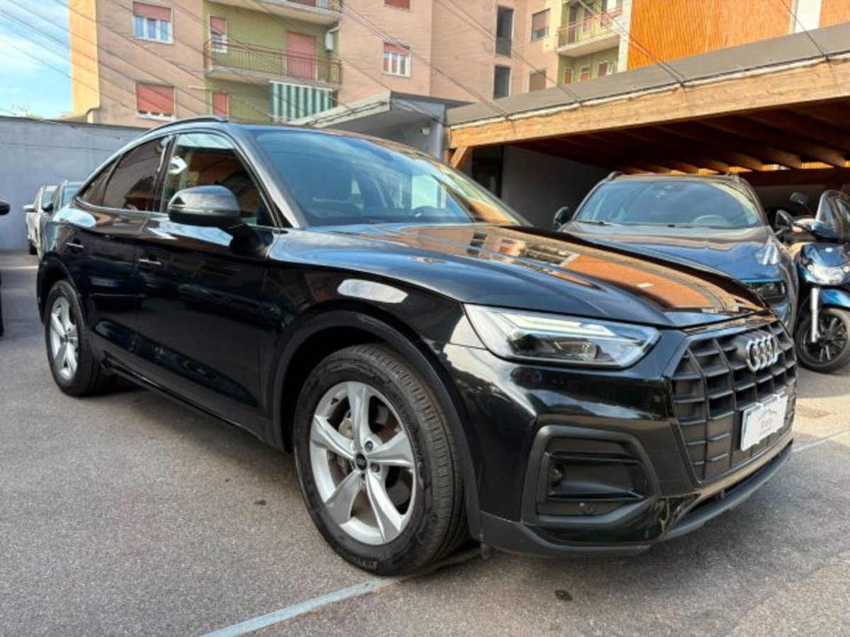 Audi Q5 35 TDI S tronic Business Advanced (2)