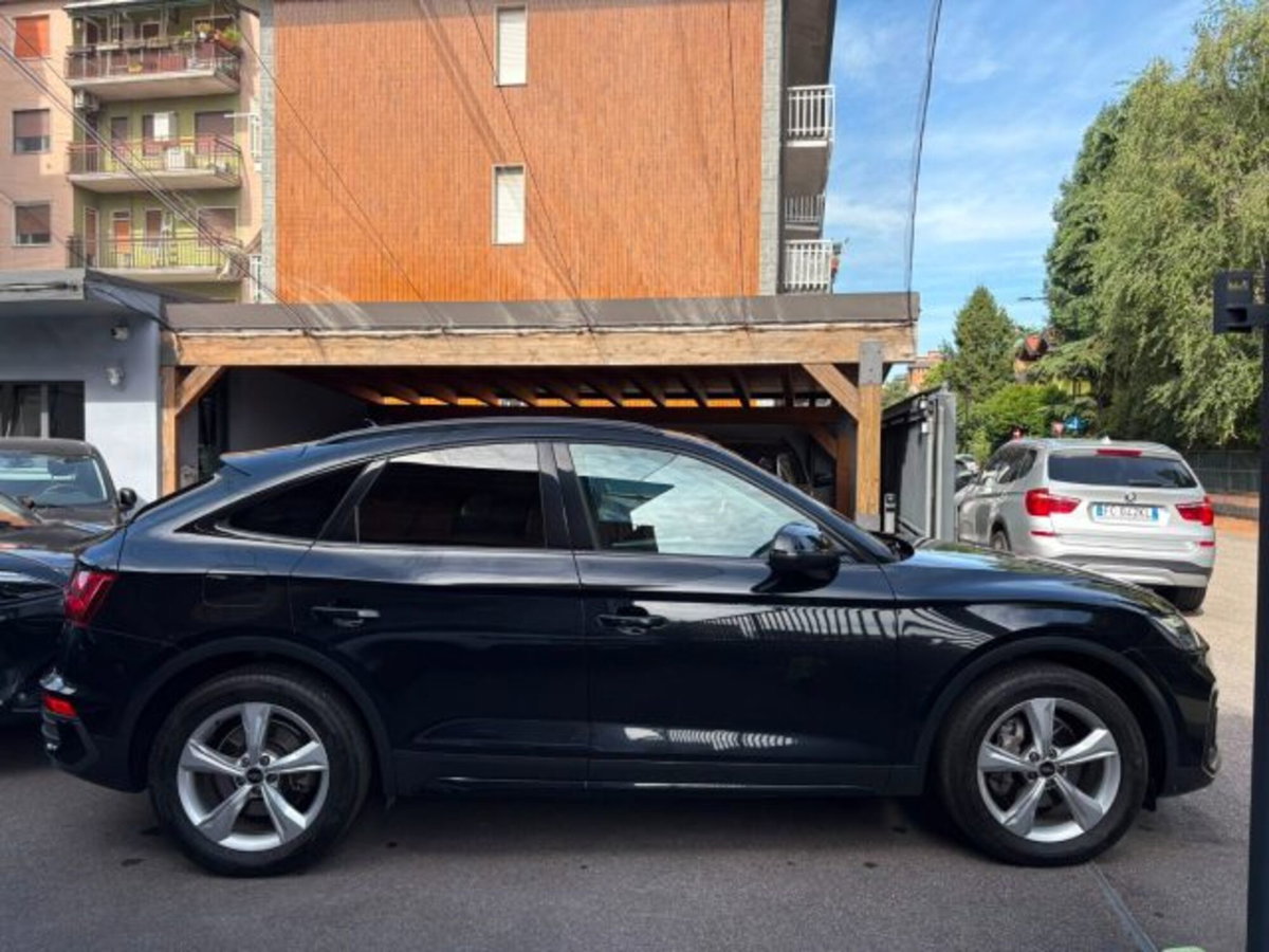 Audi Q5 35 TDI S tronic Business Advanced (3)