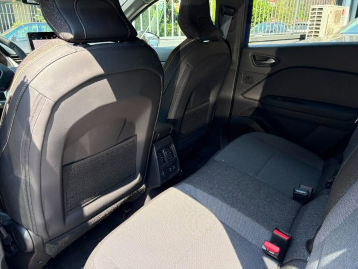 Renault Captur 1.0 eco-g Techno 100cv (13)