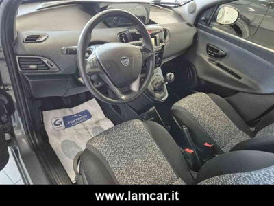 Lancia Ypsilon 1.0 FireFly 5 porte S&S Hybrid Ecochic Silver (4)